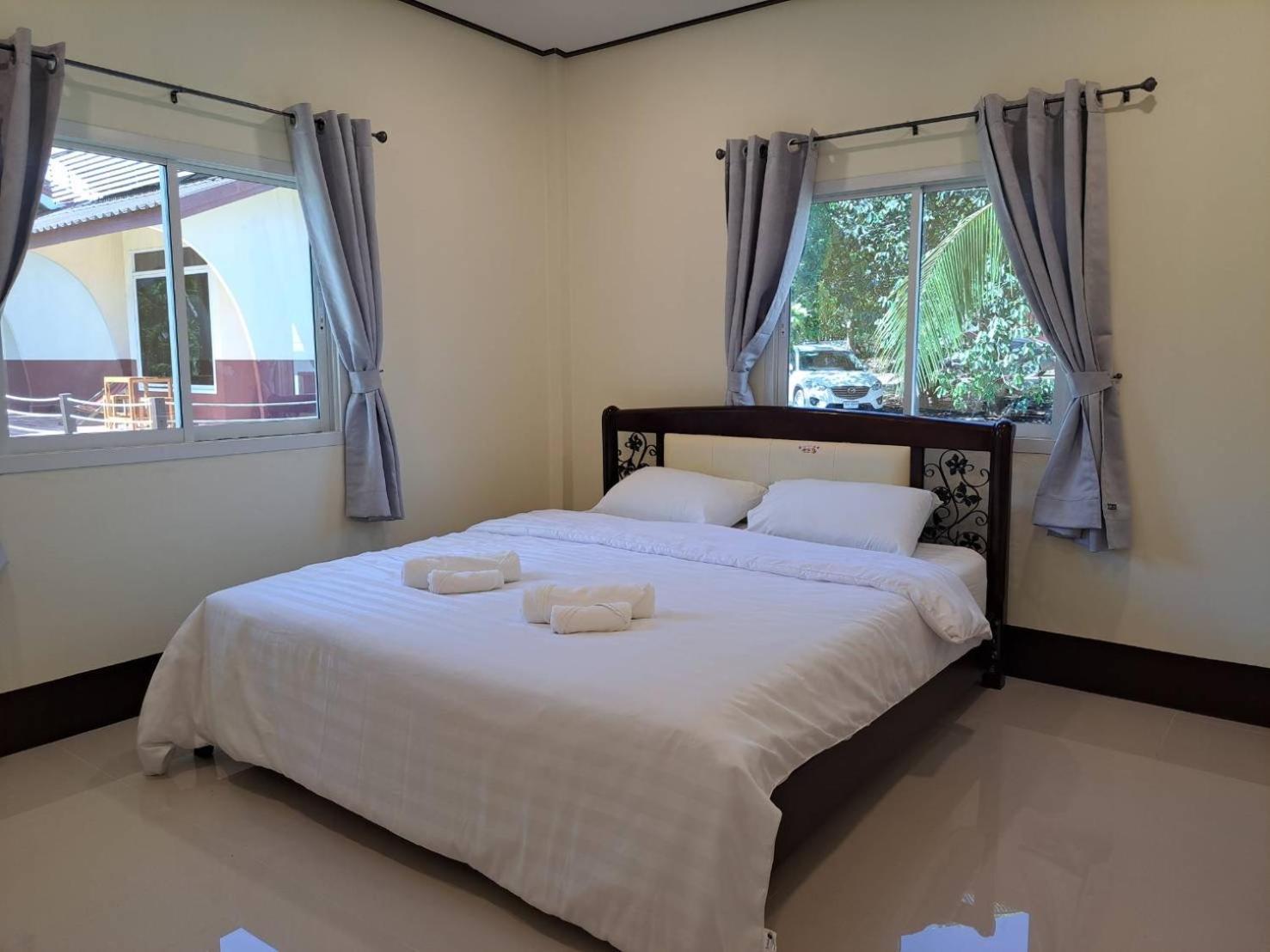 Lomtalay Resort Trat Laem Ngop Extérieur photo