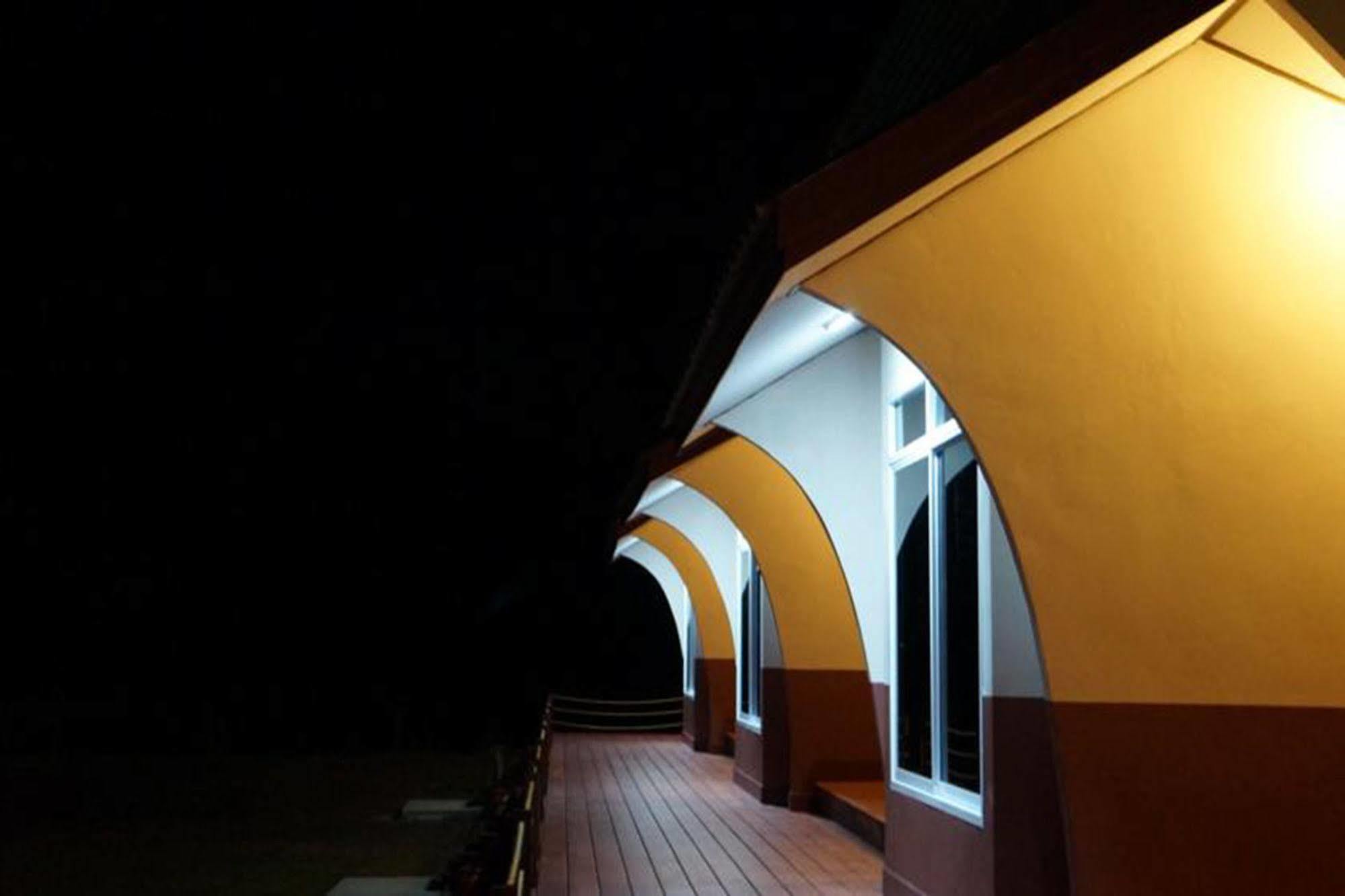 Lomtalay Resort Trat Laem Ngop Extérieur photo