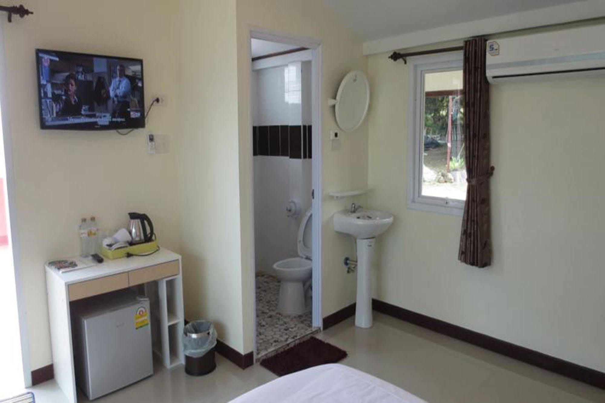 Lomtalay Resort Trat Laem Ngop Extérieur photo