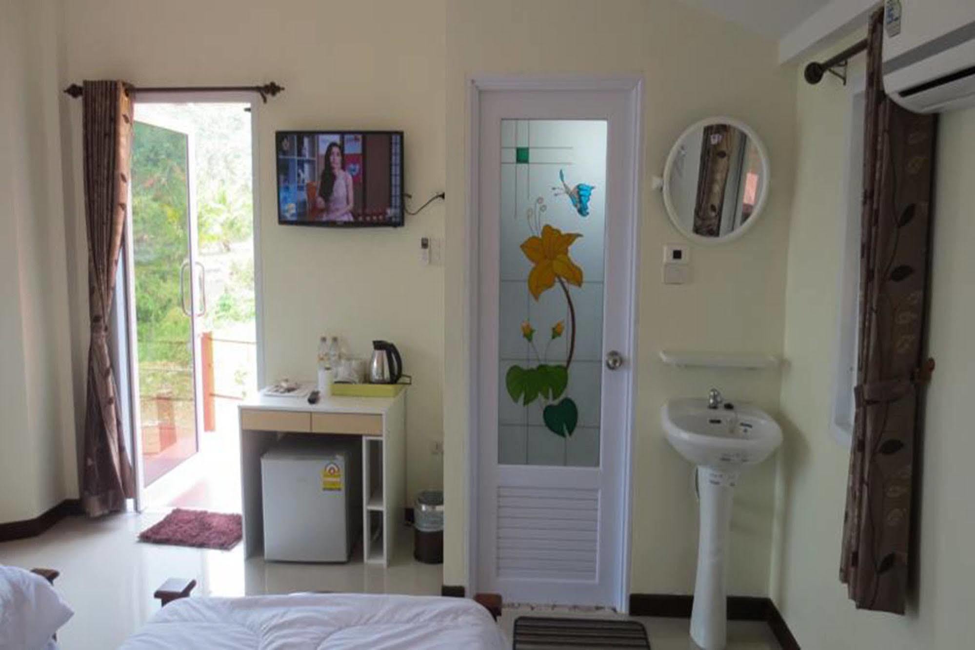 Lomtalay Resort Trat Laem Ngop Extérieur photo
