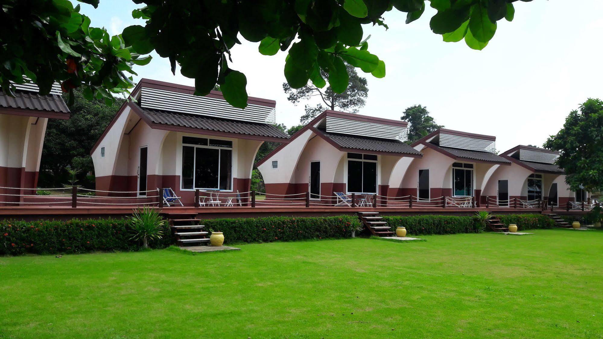 Lomtalay Resort Trat Laem Ngop Extérieur photo